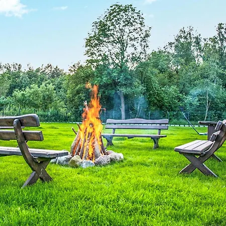 Stunning In With Wifi Holiday home Mielenko